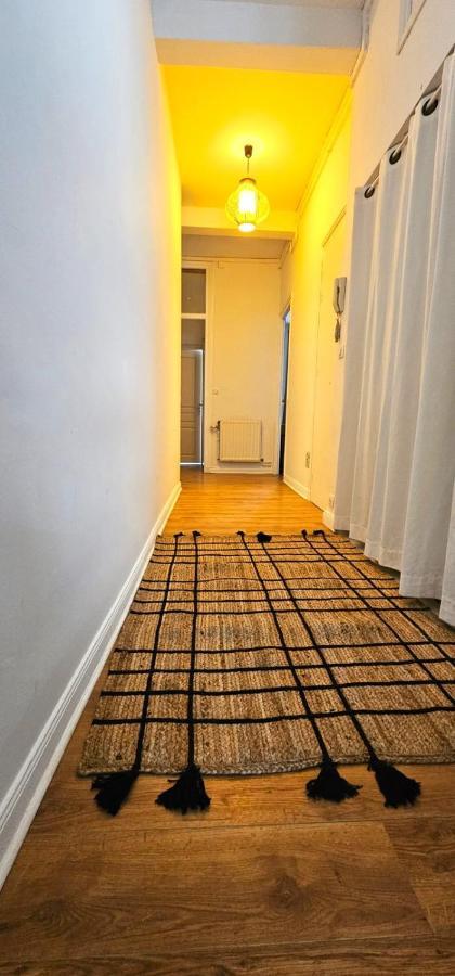 Aux Clefs Des Sacres - Le Barbatre Apartment Reims Luaran gambar